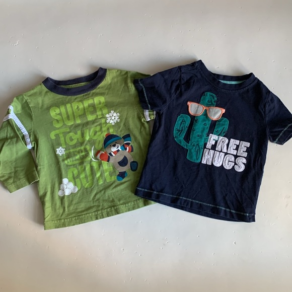 Boys T-Shirts 6-12 months Navy w Cactus “Free Hugs”, & Green Bear - Picture 1 of 8